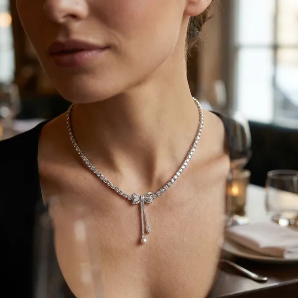 Sparkling_Bow_Tie_Crystal_Choker_Necklace_For_Women