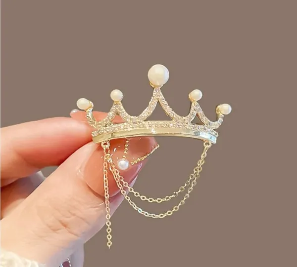 Elegant_Crown_Brooch_With_Pearl_Accents_And_Chain_Details_For_Women_Pack_Of_2