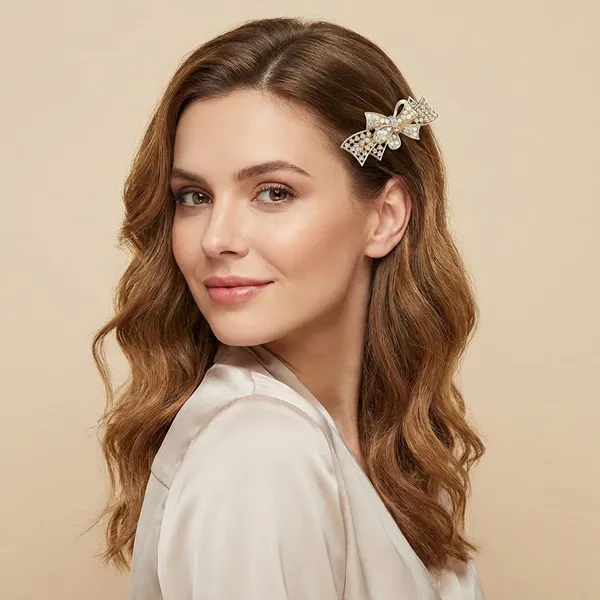 Elegant_Gold_Tone_Crystal_Bow_Hair_Clip_For_Women