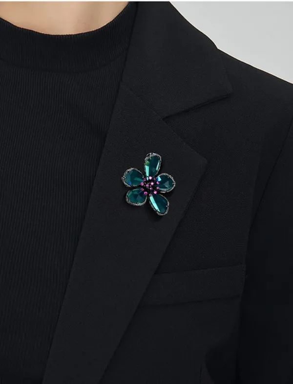 Elegant_Floral_Brooch_Pin_With_Teal_Crystals_And_Purple_Center_For_Women