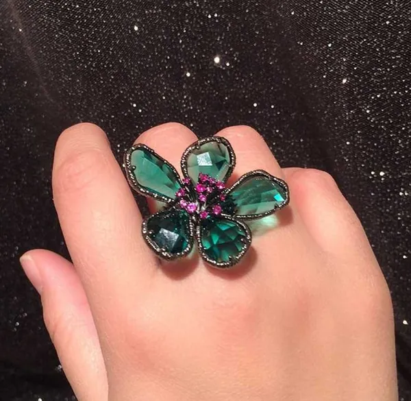 Green_Crystal_Flower_Ring_With_Pink_Center_Stones_For_Women