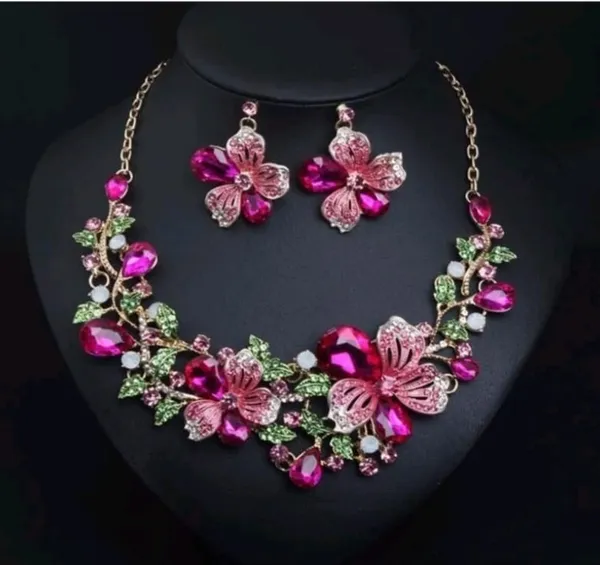 Crystal_Flower_Statement_Necklace_And_Earrings_Set_Pink_And_Green_For_Women