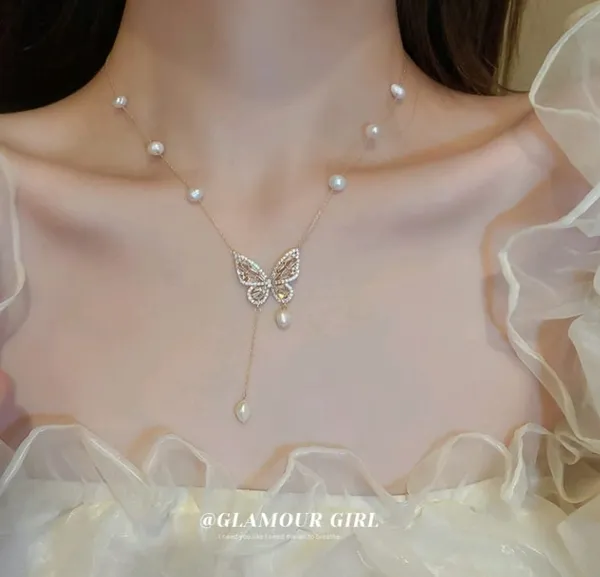 Elegant_Butterfly_Pearl_Necklace_With_Floating_Pearls_For_Women