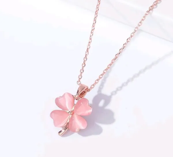 Pink_Flower_Pendant_Necklace_For_Women