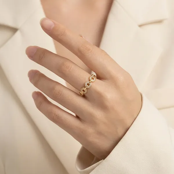 Elegant_Clover_Gold_Tone_Ring_With_Crystal_Accents_For_Women