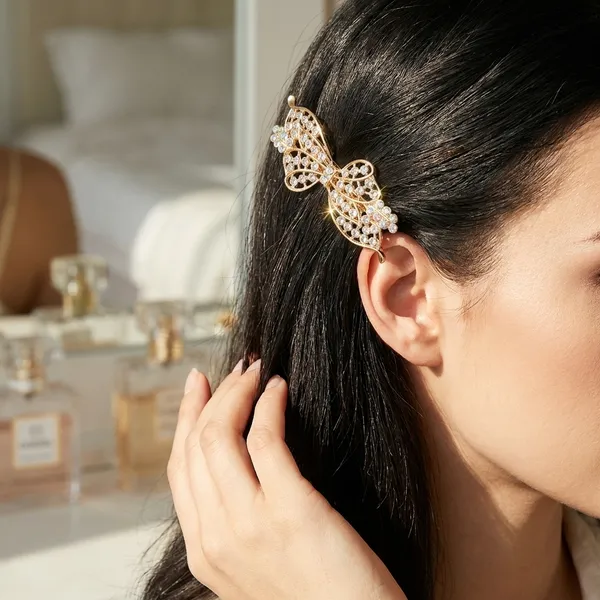 Golden_Bow_Crystal_Studded_Hair_Clip_For_Women