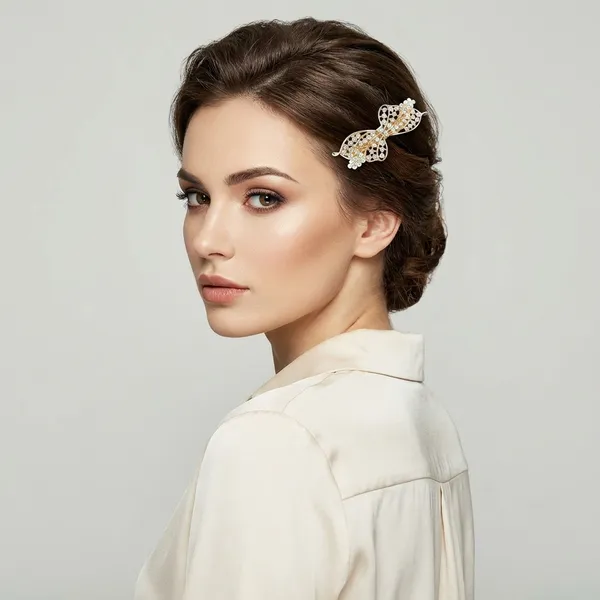 Golden_Bow_Crystal_Studded_Hair_Clip_For_Women