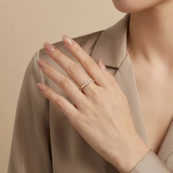 Elegant_Pearl_And_Crystal_Adjustable_Ring_For_Women