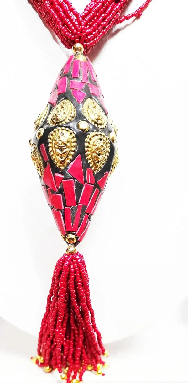 NOH_Artistic_Poth_Necklace_|_Red_Handmade_Rhombus_Bead_Necklace_for_Women