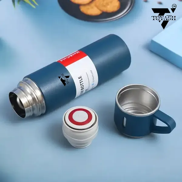 Toyash_Blue_Stainless_Steel_Vacuum_Flask_With_2_Cups_Gift_Set