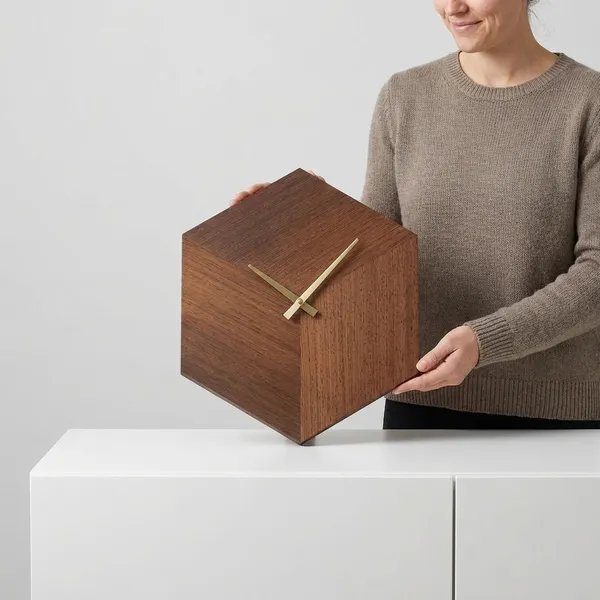Brown_Wood_Premium_Clock_For_Living_Room_And_Office