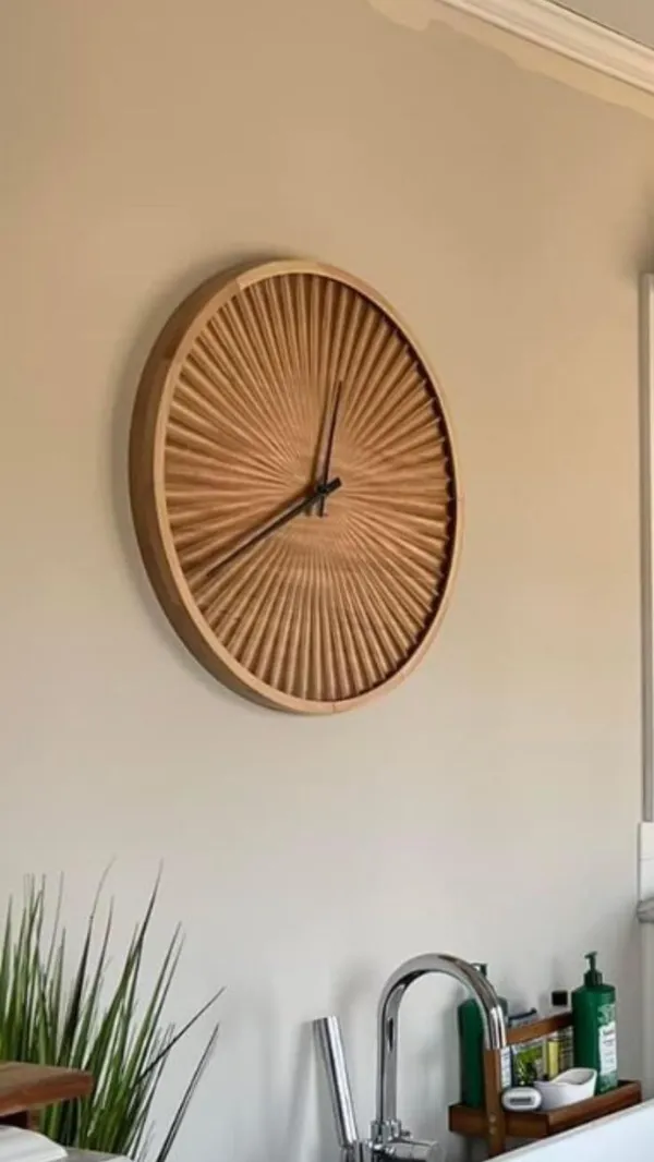 Wooden_Finish_Wood_Premium_Clock_For_Living_Room