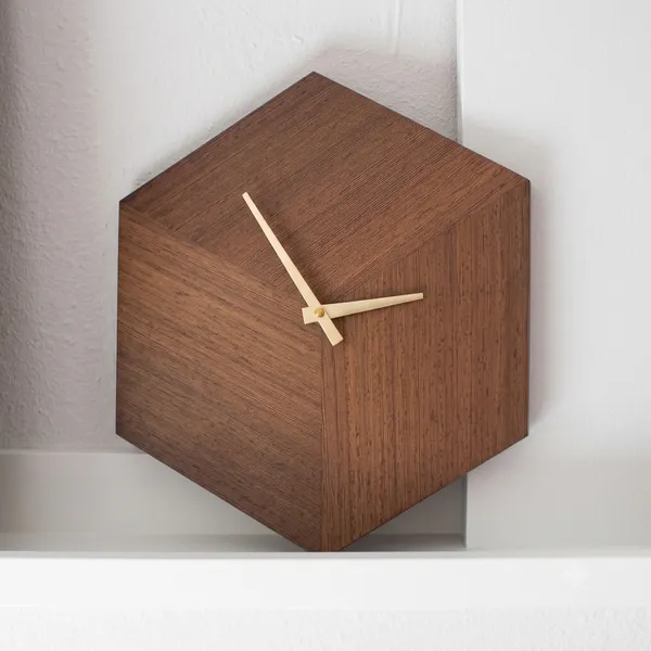 Brown_Wood_Premium_Clock_For_Living_Room_And_Office