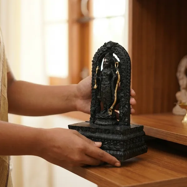 Ram_Lalla_Murti_Black