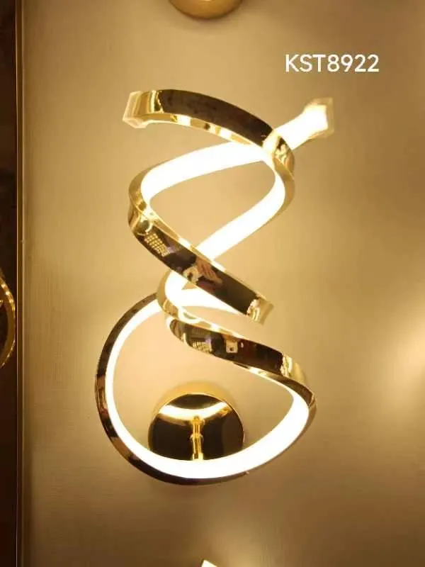 Gold_Metal,_Acrylic_LED_Wall_Light_For_Decorative_Interiors