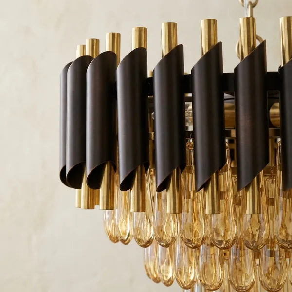 Rose_Gold_And_Crystal_Metal,_Crystal_Chandelier_For_Luxury_Decor