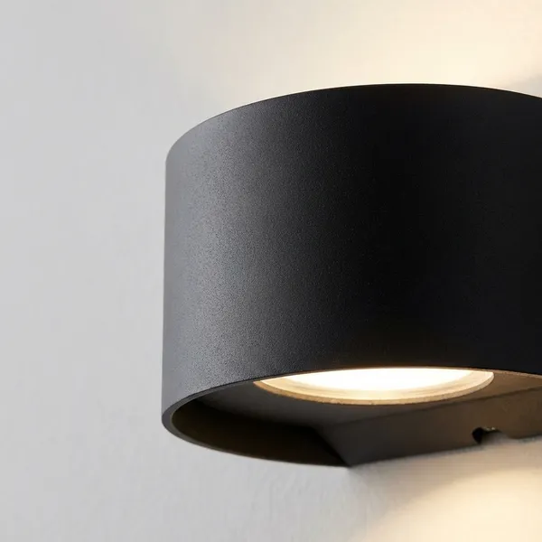 Black_And_Gold_Metal,_Acrylic_LED_Wall_Light_For_Indoor_Modern_Lighting