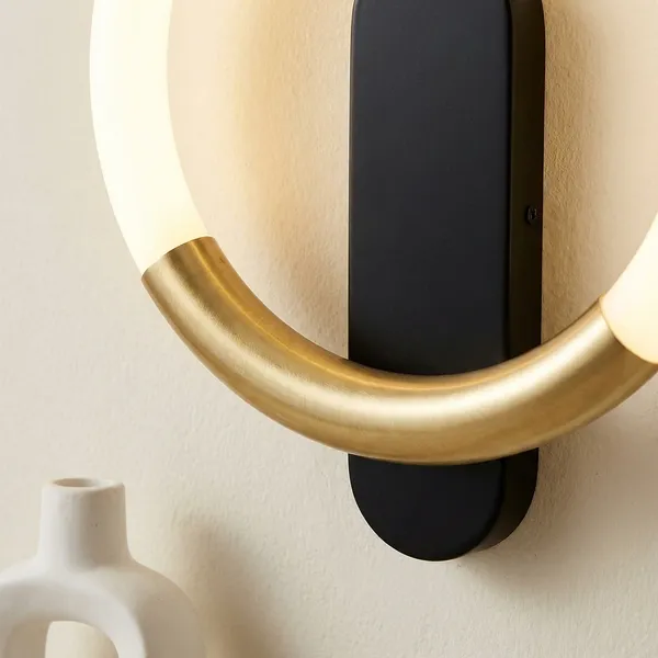 Brass_Metal,_Glass_LED_Wall_Light_For_Living_Room_Decor