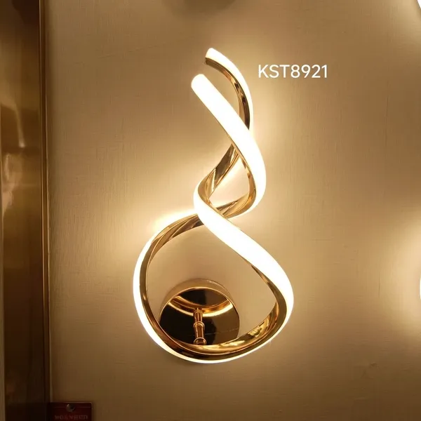 Gold_Metal,_Acrylic_LED_Wall_Lamp_For_Bedroom_Lighting