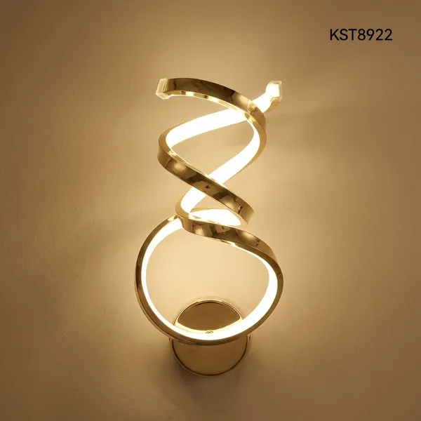 Gold_Metal,_Acrylic_LED_Wall_Light_For_Decorative_Interiors