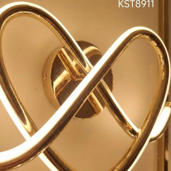 Warm_White_Metal,_Acrylic_LED_Wall_Light_For_Bedroom_Decor