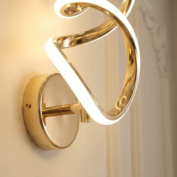 Gold_Metal,_Acrylic_LED_Wall_Light_For_Decorative_Lighting