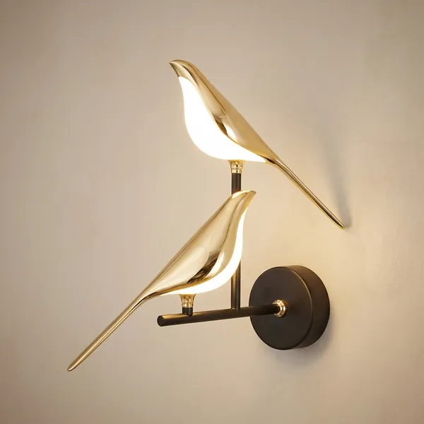 Gold_Metal,_Glass_Wall_Lamp_For_Decorative_Lighting