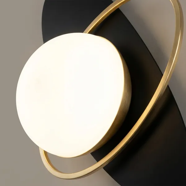 Gold_Metal,_Acrylic_LED_Wall_Light_For_Bedroom_And_Living_Room