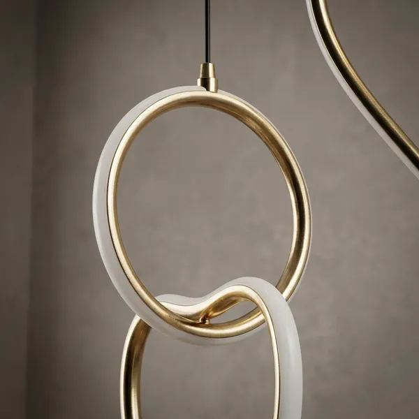 Gold_Metal,_Acrylic_Pendant_Light_For_Dining_Room_Decor