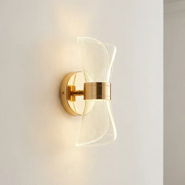 Gold_Metal,_Acrylic_Wall_Sconce_For_Living_Room_Decor