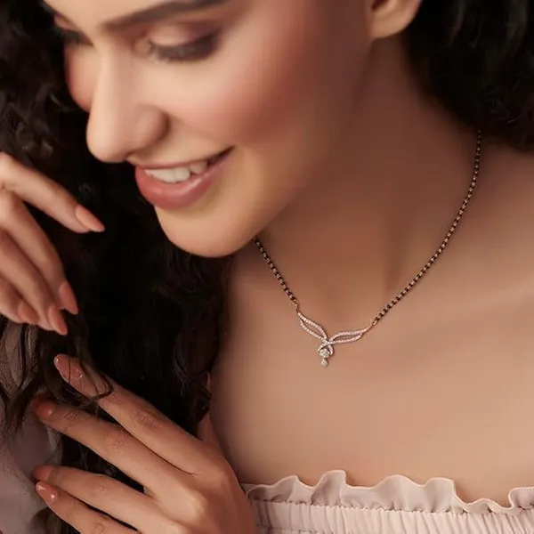 Black_And_Gold_Brass_Mangalsutra_For_Women