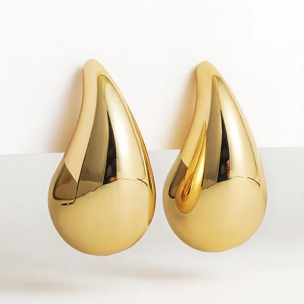 Gold_Alloy_Gold_Plated_Stud_Earrings_For_Women