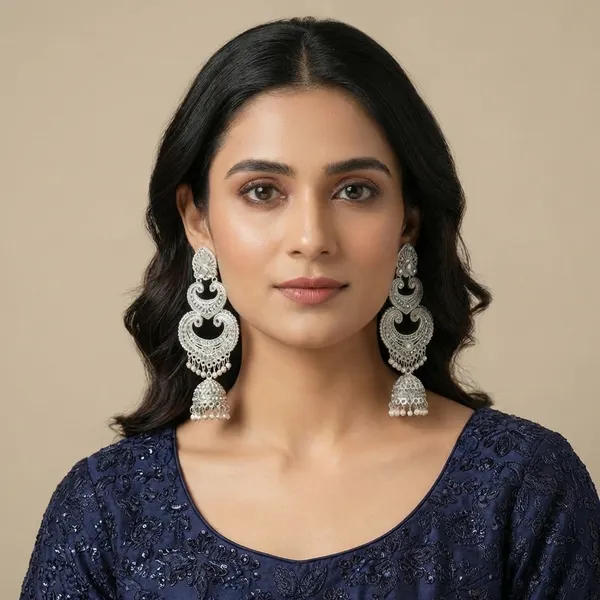 Silver_Oxidized_Alloy_Chandbali_Earrings_For_Women