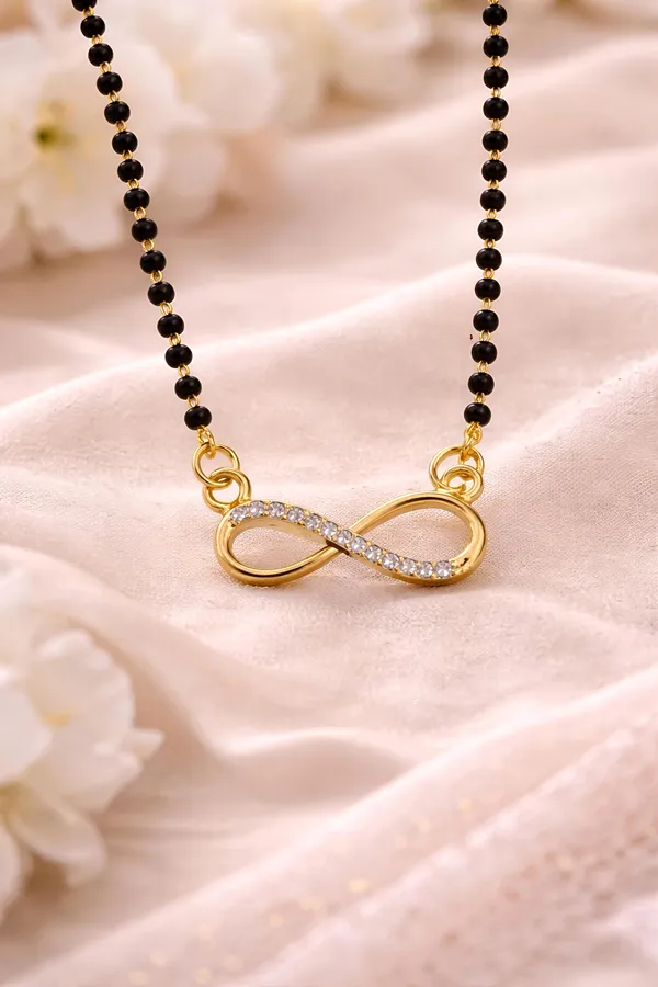 Black_And_Gold_Brass_Mangalsutra_For_Women