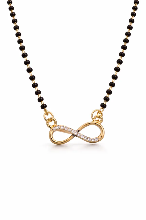 Black_And_Gold_Brass_Mangalsutra_For_Women