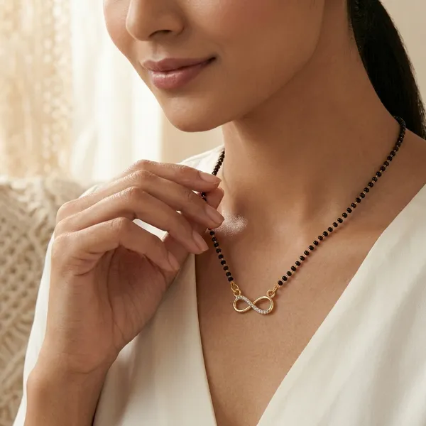 Black_And_Gold_Brass_Mangalsutra_For_Women