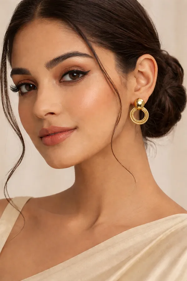 Gold_Alloy_Hoop_Earrings_For_Women