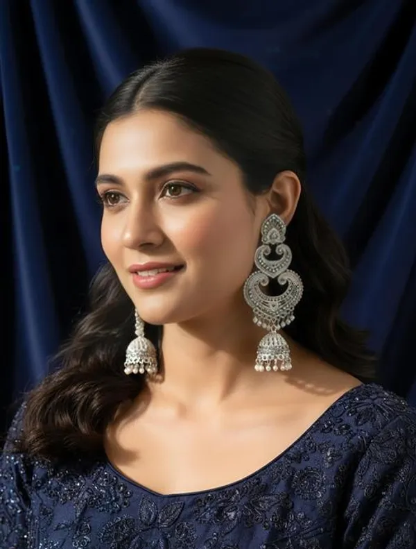 Silver_Oxidized_Alloy_Chandbali_Earrings_For_Women