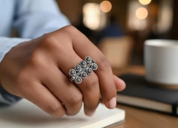 Silver_Oxidized_Alloy_Ring_For_Women
