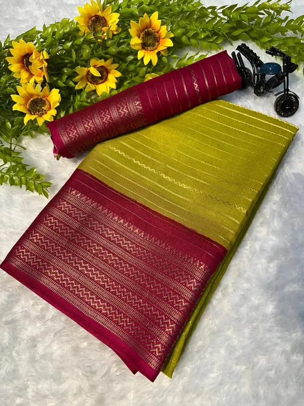 Olive_Green_Fancy_Silk_Saree_with_All_Over_Weaving_and_Magenta_Two_Tone_Border_(SQ1011-04)