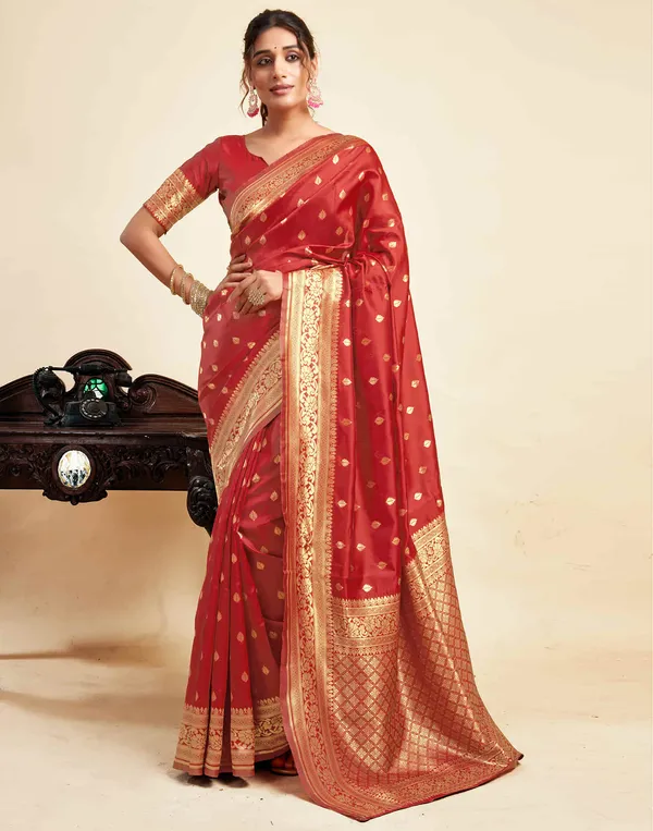 Soft_Silk_Woven_Festive_Wear_Saree_Red_(SQ1004-05)
