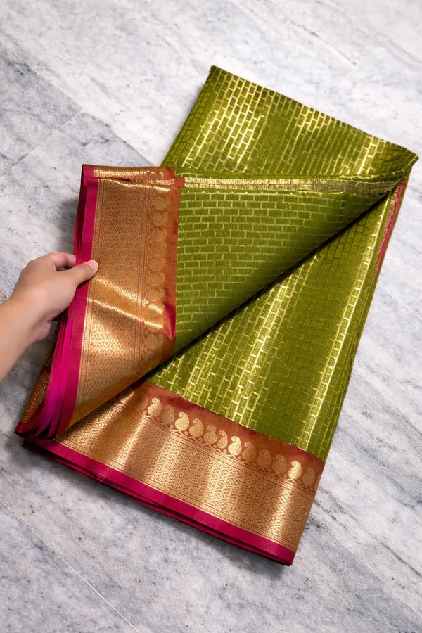 Olive_Green_Banarasi_Soft_Silk_Saree_With_Rani_Pink_Zari_Border_(SQ1009-02)