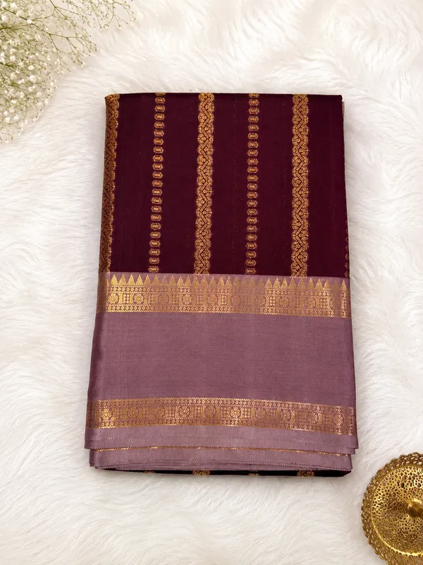 Banarasi_Katan_Silk_Saree_With_Gold_Zari_Stripes_&_Mauve_Border_-_SQ1027