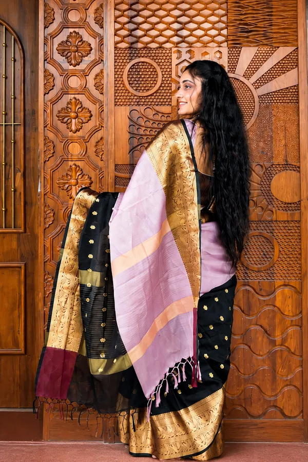 Pink_&_Black_Half_and_Half_Tissue_Kanjivaram_Saree_|_Gold_Zari_Buti_&_Temple_Border_–_SQ1024