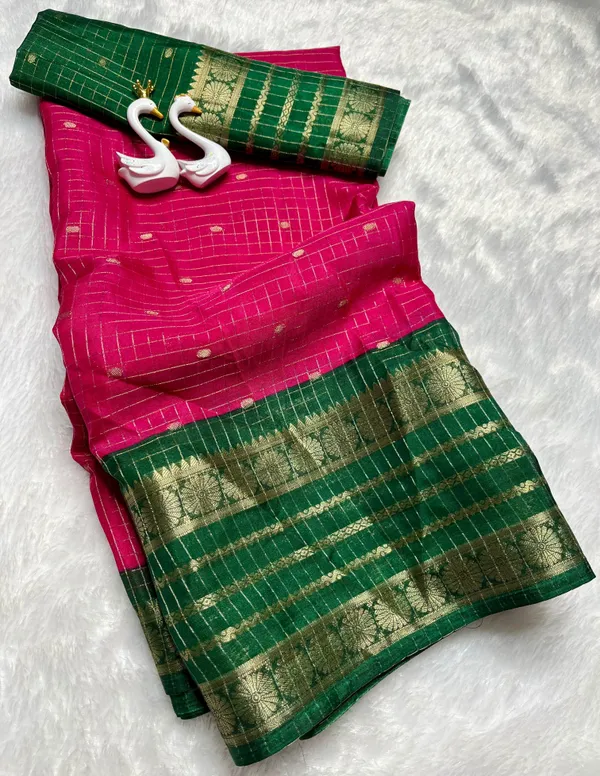 Premium_Pink_Dola_Silk_Saree_With_Bottle_Green_Jacquard_Border_(SQ1002-02)