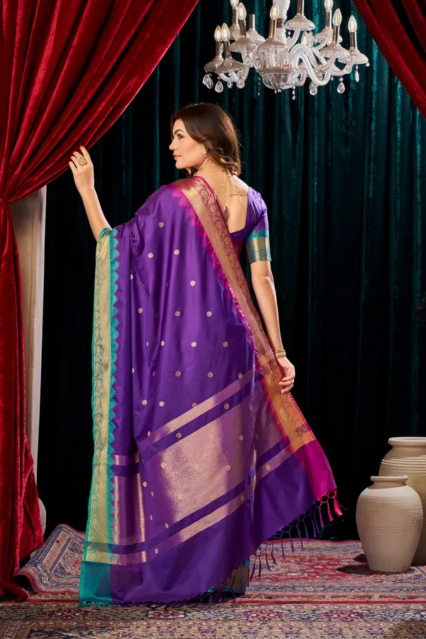 Banarasi_Semi_Silk_Saree_With_Buti_Design_&_Contrast_Zari_Border_-_SQ1028