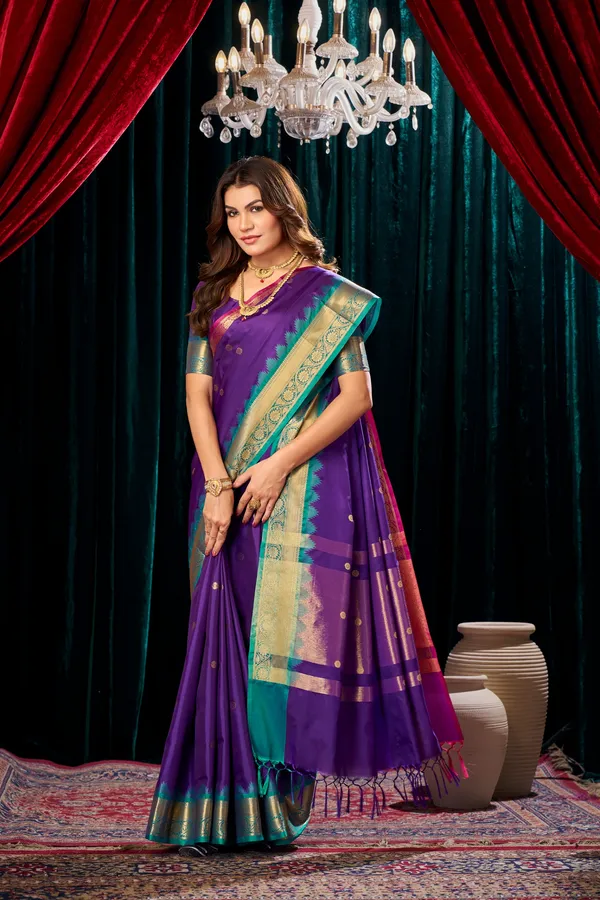 Banarasi_Semi_Silk_Saree_With_Buti_Design_&_Contrast_Zari_Border_-_SQ1028