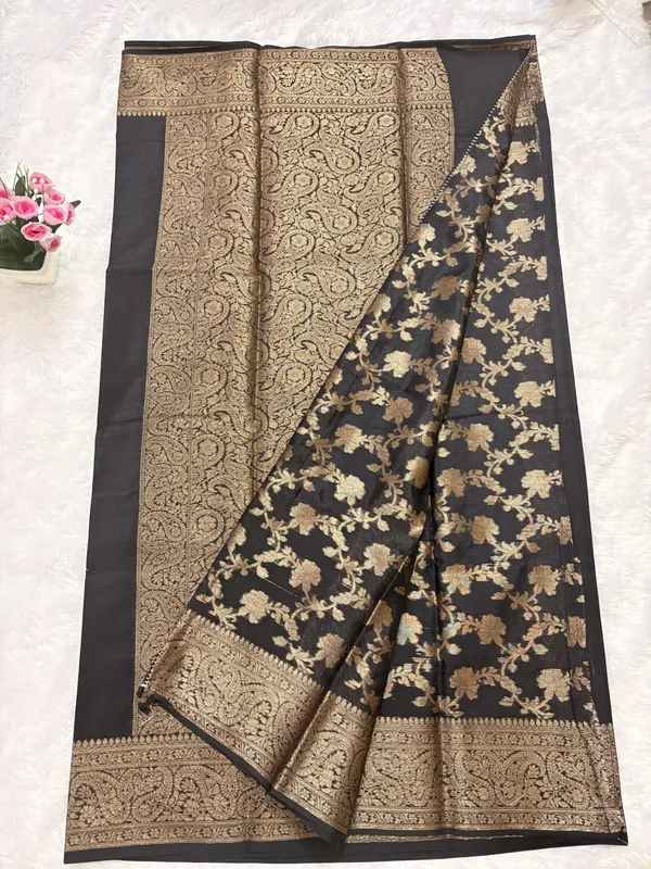 Black_Banarasi_Warm_Silk_Saree_with_Rich_Antique_Gold_Zari_Border_(SQ1021-02_)