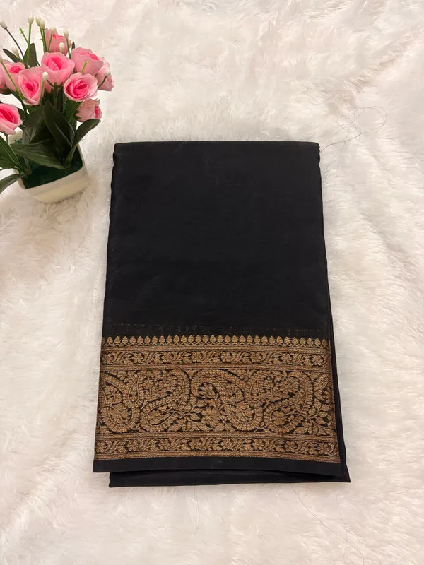 Black_Banarasi_Warm_Silk_Saree_with_Rich_Antique_Gold_Zari_Border_(SQ1021-02_)