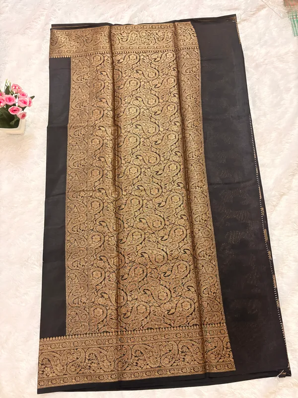 Black_Banarasi_Warm_Silk_Saree_with_Rich_Antique_Gold_Zari_Border_(SQ1021-02_)